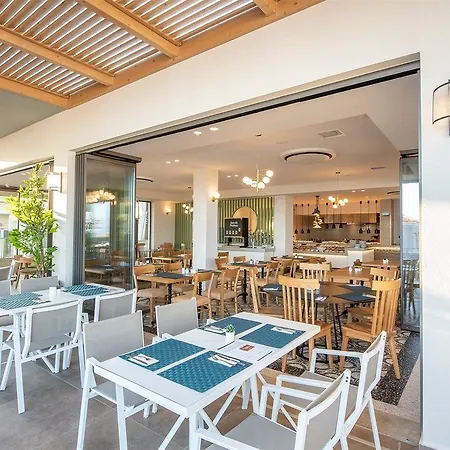 Hotel Theros Agia Marina
