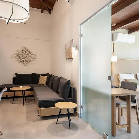 Theros Hotel 3*
